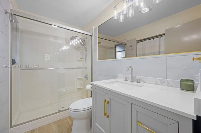 5746 SW 53rd Ter, South Miami, FL 33155