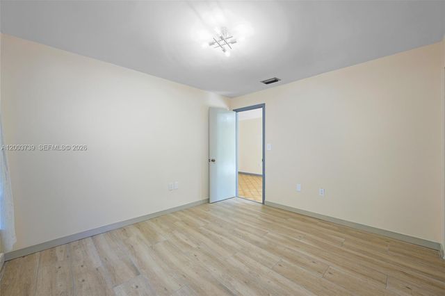 5746 SW 53rd Ter, South Miami, FL 33155