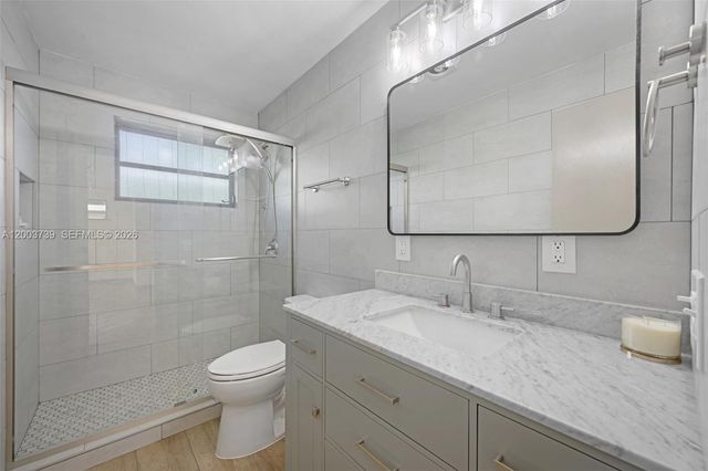 5746 SW 53rd Ter, South Miami, FL 33155