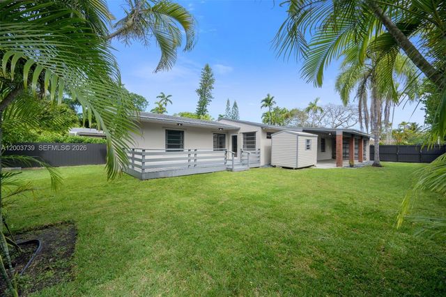 5746 SW 53rd Ter, South Miami, FL 33155