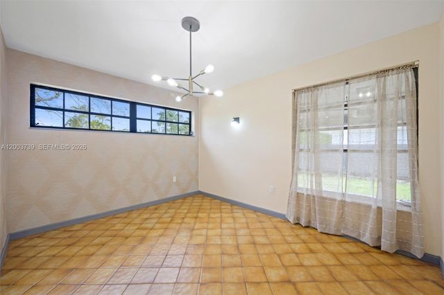 5746 SW 53rd Ter, South Miami, FL 33155