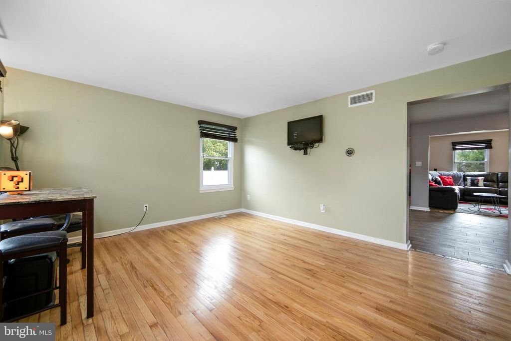 623 MERCHANT ST, Cherry Hill, NJ 08002