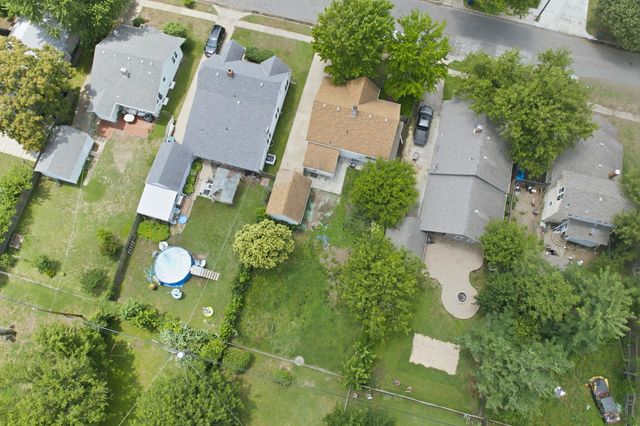 644 S Green St, Wichita, KS 67211