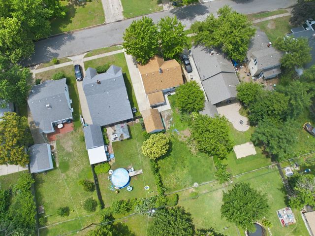 644 S Green St, Wichita, KS 67211