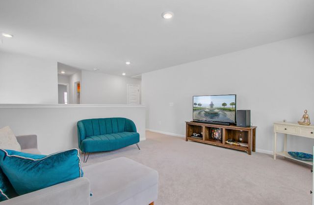 86 Red Bluff Street, Summerville, SC 29483