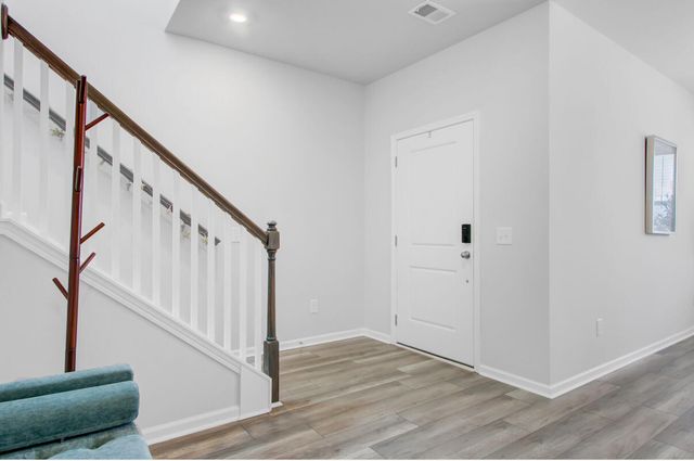 86 Red Bluff Street, Summerville, SC 29483