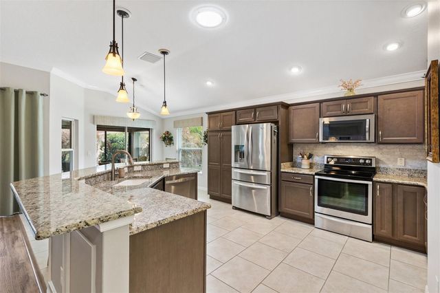 4354 ZEPPELIN ROAD, The Villages, FL 32163
