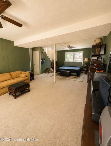 5802 Shelby St, Louisville, KY 40291