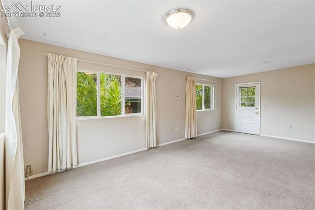 68 Minnehaha Avenue, Manitou Springs, CO 80829