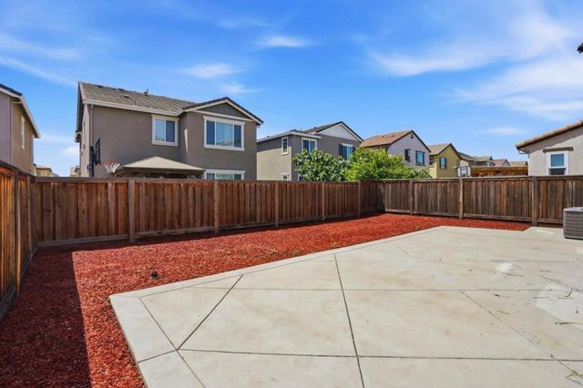 221 Caputo Circle, Oakley, CA 94561