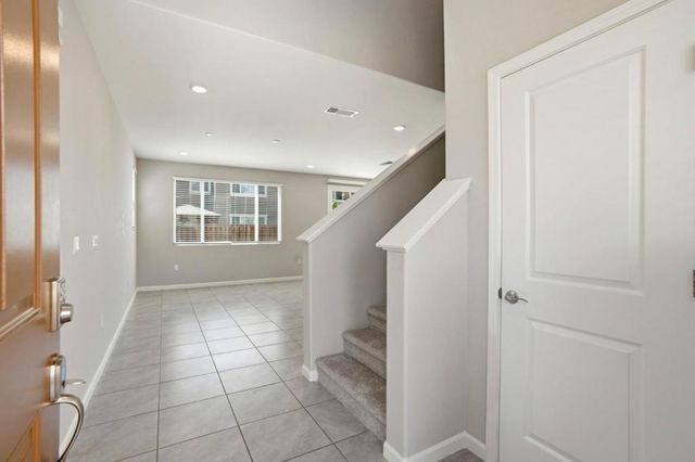 221 Caputo Circle, Oakley, CA 94561