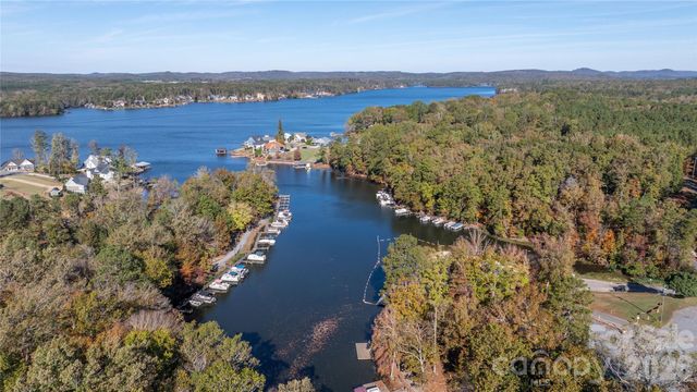 110 & 112 Laurel Ridge Ridge, Mount Gilead, NC 27306