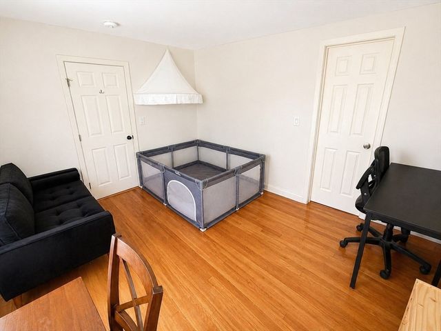 19 Prospect St 19, Newton, MA 02465