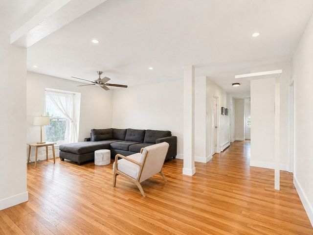 19 Prospect St 19, Newton, MA 02465