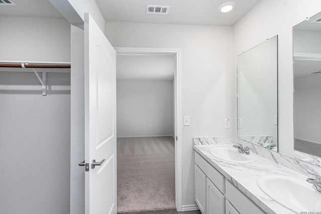 12914 Lorena Ochoa, San Antonio, TX 78221