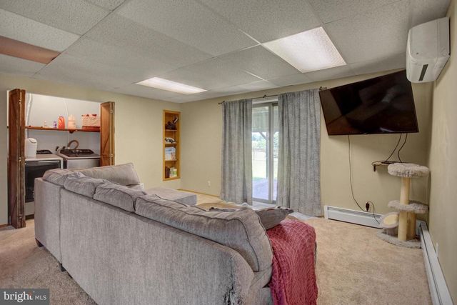 3365 BUCHANAN TRL W, Greencastle, PA 17225