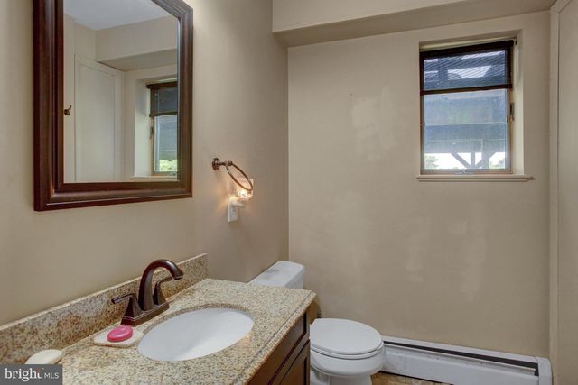 3365 BUCHANAN TRL W, Greencastle, PA 17225