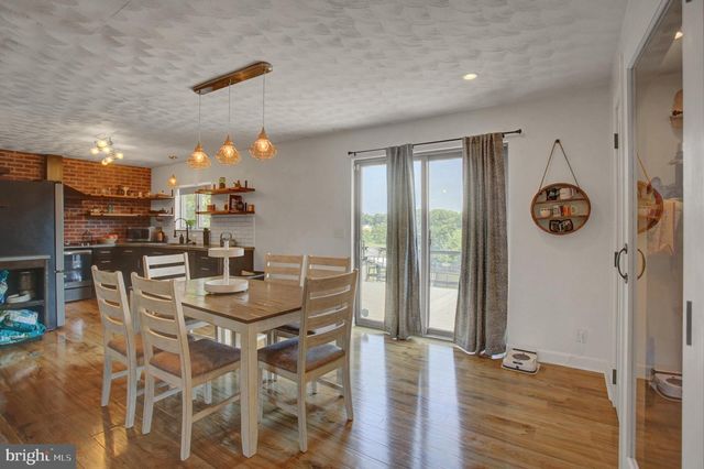 3365 BUCHANAN TRL W, Greencastle, PA 17225