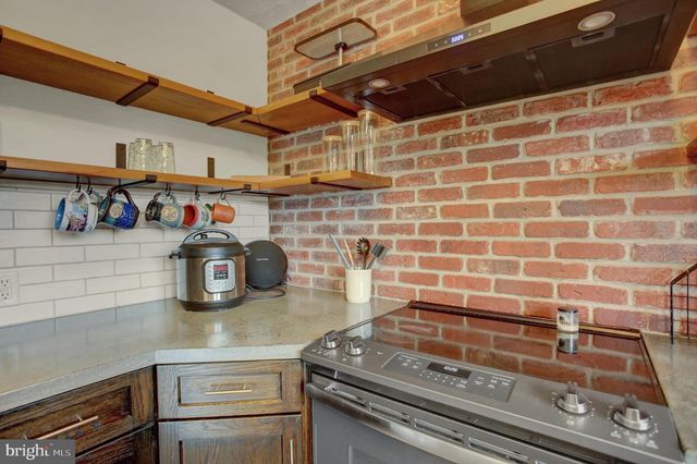 3365 BUCHANAN TRL W, Greencastle, PA 17225