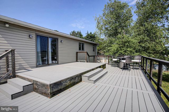 3365 BUCHANAN TRL W, Greencastle, PA 17225