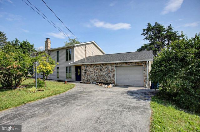 3365 BUCHANAN TRL W, Greencastle, PA 17225