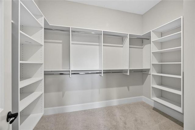 109 Village Green Avenue, Woodstock, GA 30189