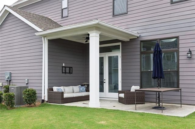 109 Village Green Avenue, Woodstock, GA 30189