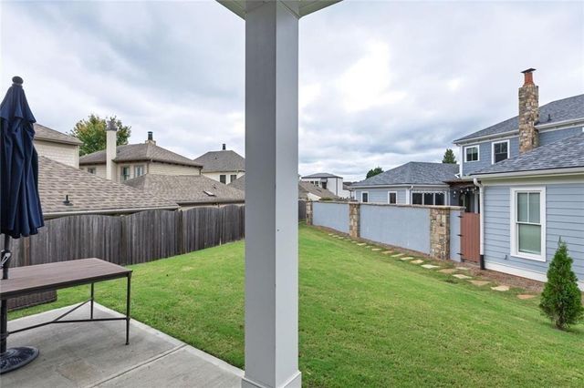 109 Village Green Avenue, Woodstock, GA 30189