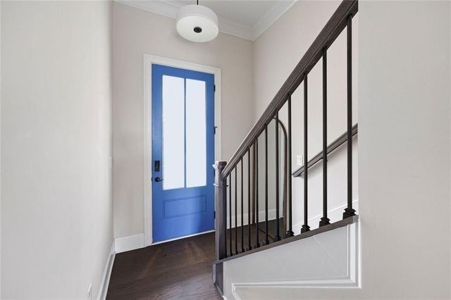 109 Village Green Avenue, Woodstock, GA 30189