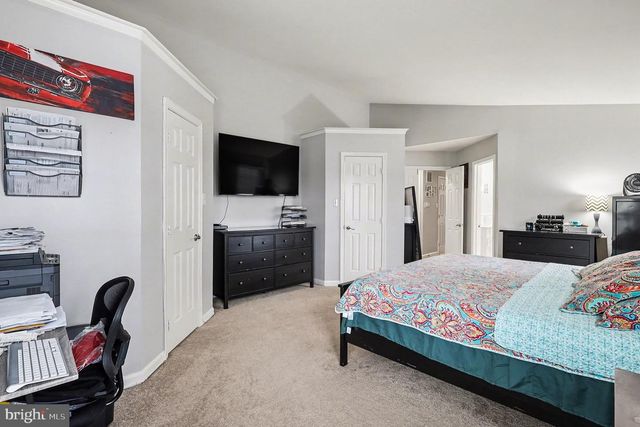 2812 TRUMPETER CT, Waldorf, MD 20601