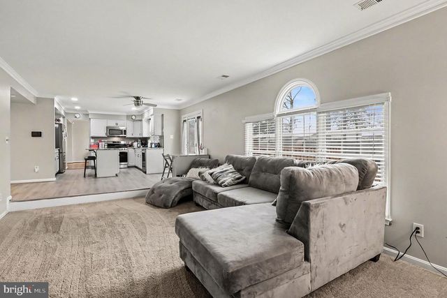 2812 TRUMPETER CT, Waldorf, MD 20601