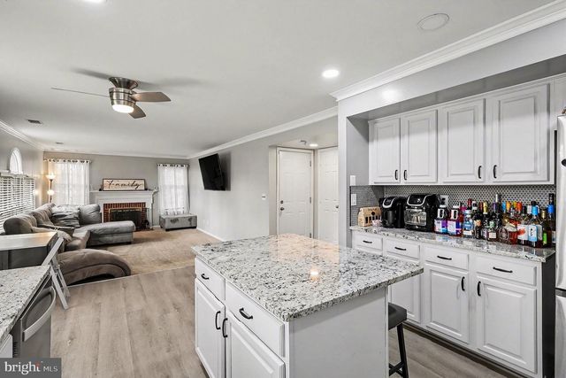 2812 TRUMPETER CT, Waldorf, MD 20601