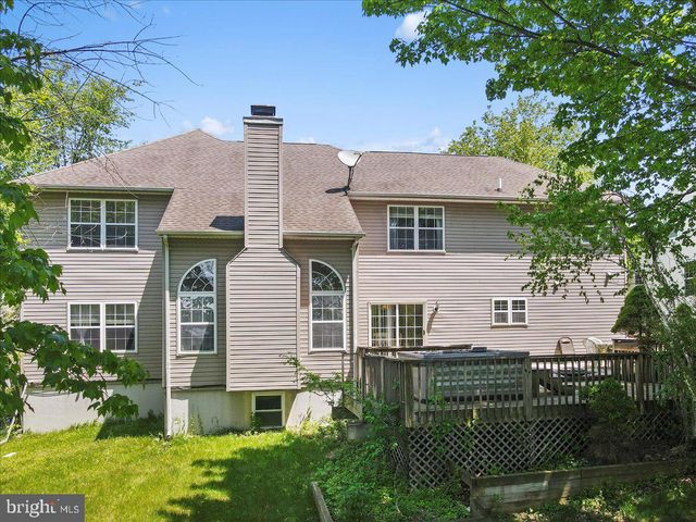 2358 SNAPDRAGON POINT, East Stroudsburg, PA 18301