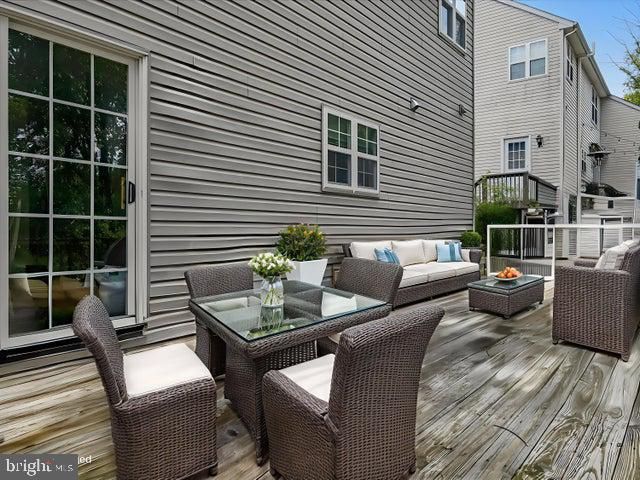2358 SNAPDRAGON POINT, East Stroudsburg, PA 18301