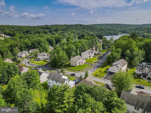 2358 SNAPDRAGON POINT, East Stroudsburg, PA 18301