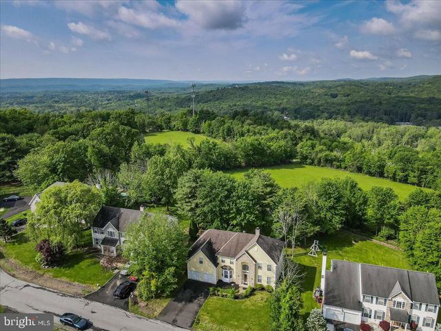 2358 SNAPDRAGON POINT, East Stroudsburg, PA 18301