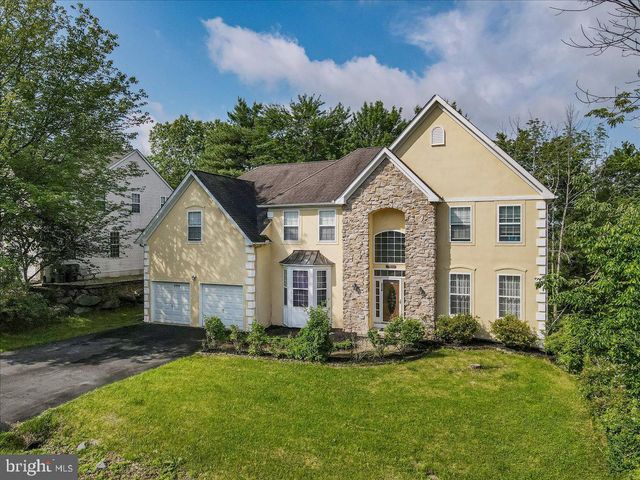 2358 SNAPDRAGON POINT, East Stroudsburg, PA 18301