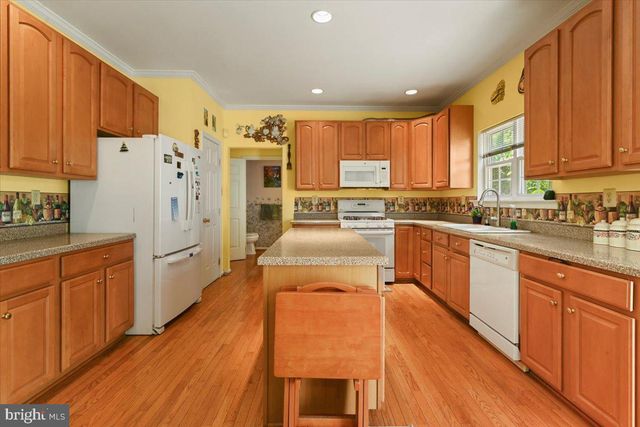 2358 SNAPDRAGON POINT, East Stroudsburg, PA 18301