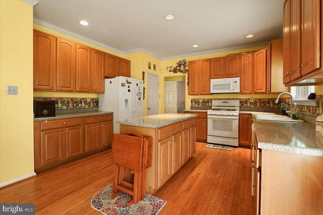 2358 SNAPDRAGON POINT, East Stroudsburg, PA 18301