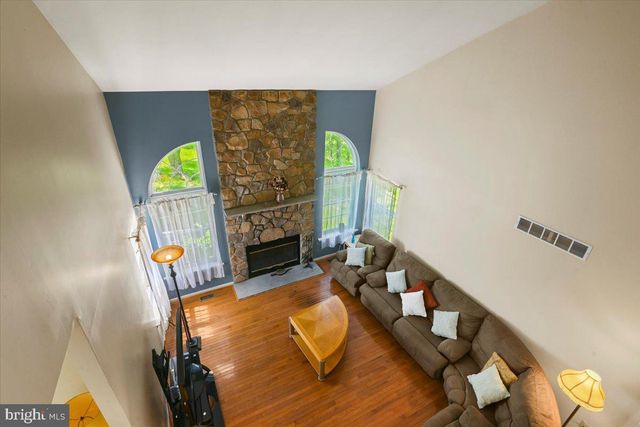 2358 SNAPDRAGON POINT, East Stroudsburg, PA 18301
