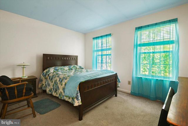2358 SNAPDRAGON POINT, East Stroudsburg, PA 18301