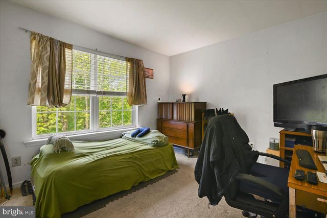 2358 SNAPDRAGON POINT, East Stroudsburg, PA 18301