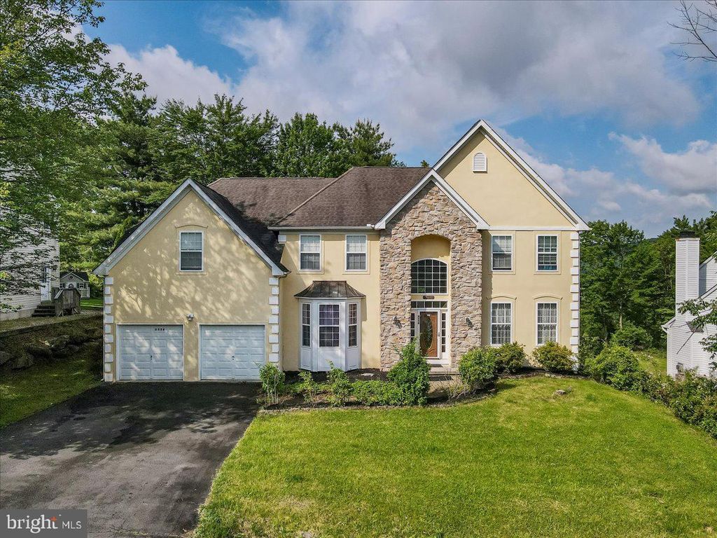 2358 SNAPDRAGON POINT, East Stroudsburg, PA 18301