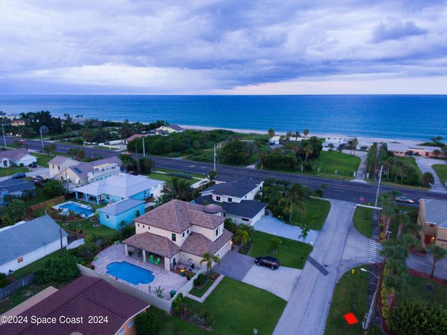 110 Poinsetta Street, Indialantic, FL 32903