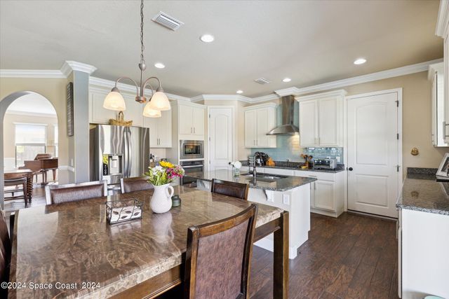 110 Poinsetta Street, Indialantic, FL 32903