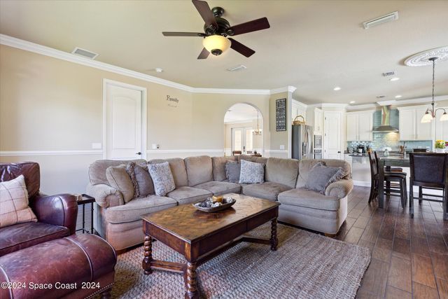 110 Poinsetta Street, Indialantic, FL 32903