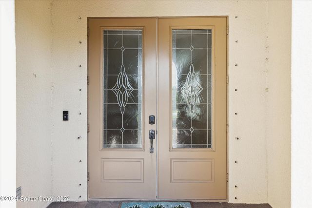 110 Poinsetta Street, Indialantic, FL 32903