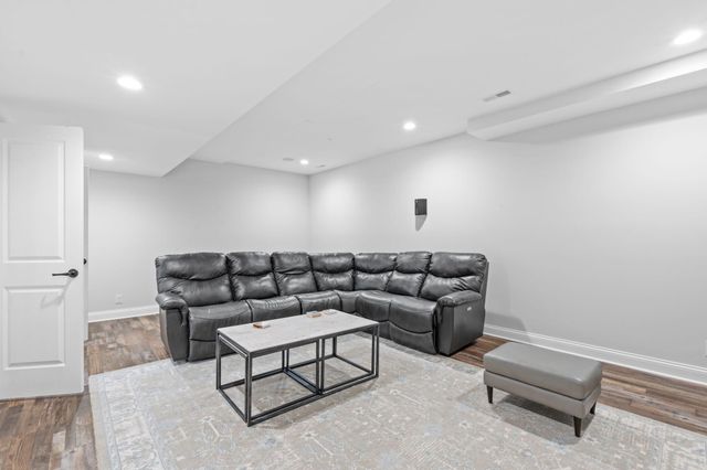 613 Old Coach Road, Nicholasville, KY 40356