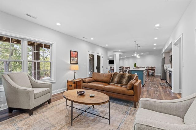 613 Old Coach Road, Nicholasville, KY 40356