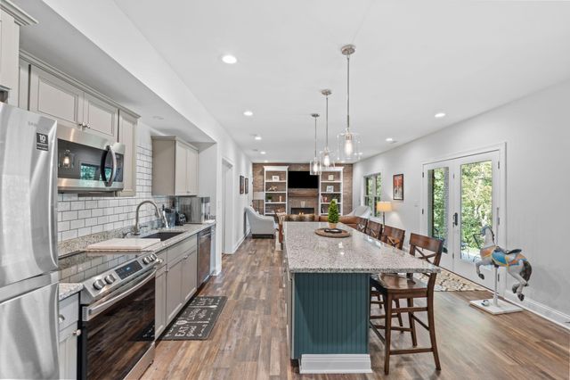 613 Old Coach Road, Nicholasville, KY 40356